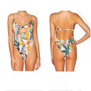 B Swimwear Women's B Swimwear Atlas One-Piece Size Small